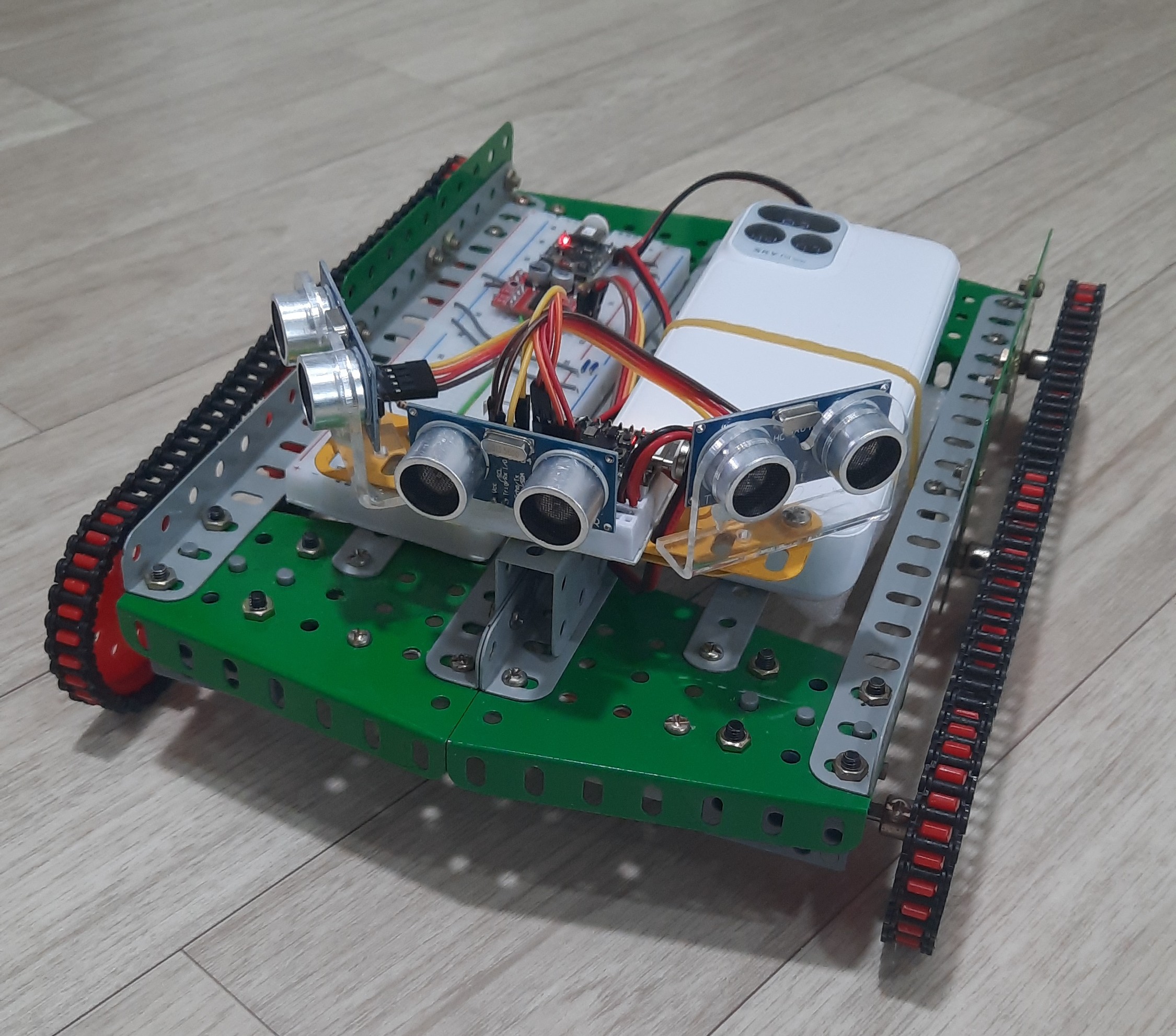 박쥐 같은 RC카? 초음파 센서로 자율주행 만들기